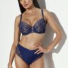 Ava Push-up